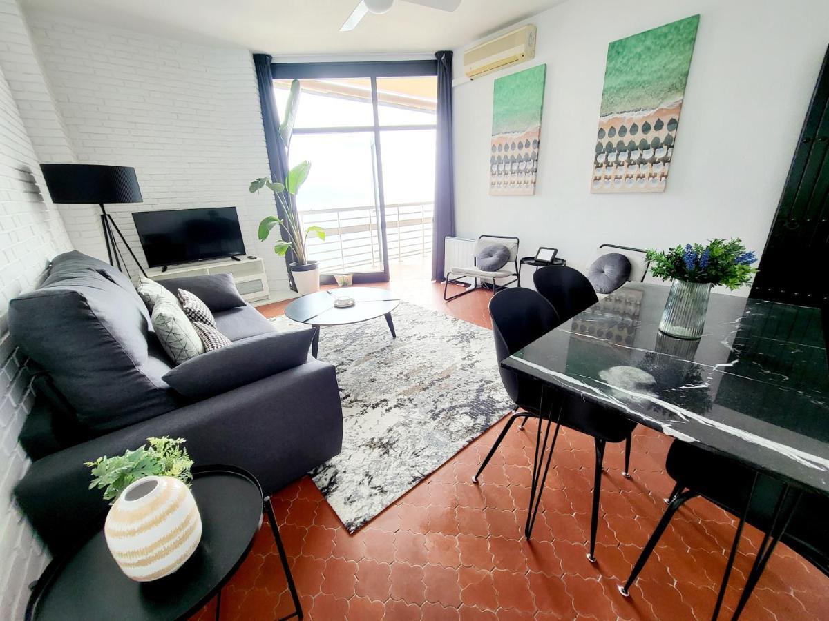 טורמולינוס Apartamento Torre De La Roca Actual מראה חיצוני תמונה