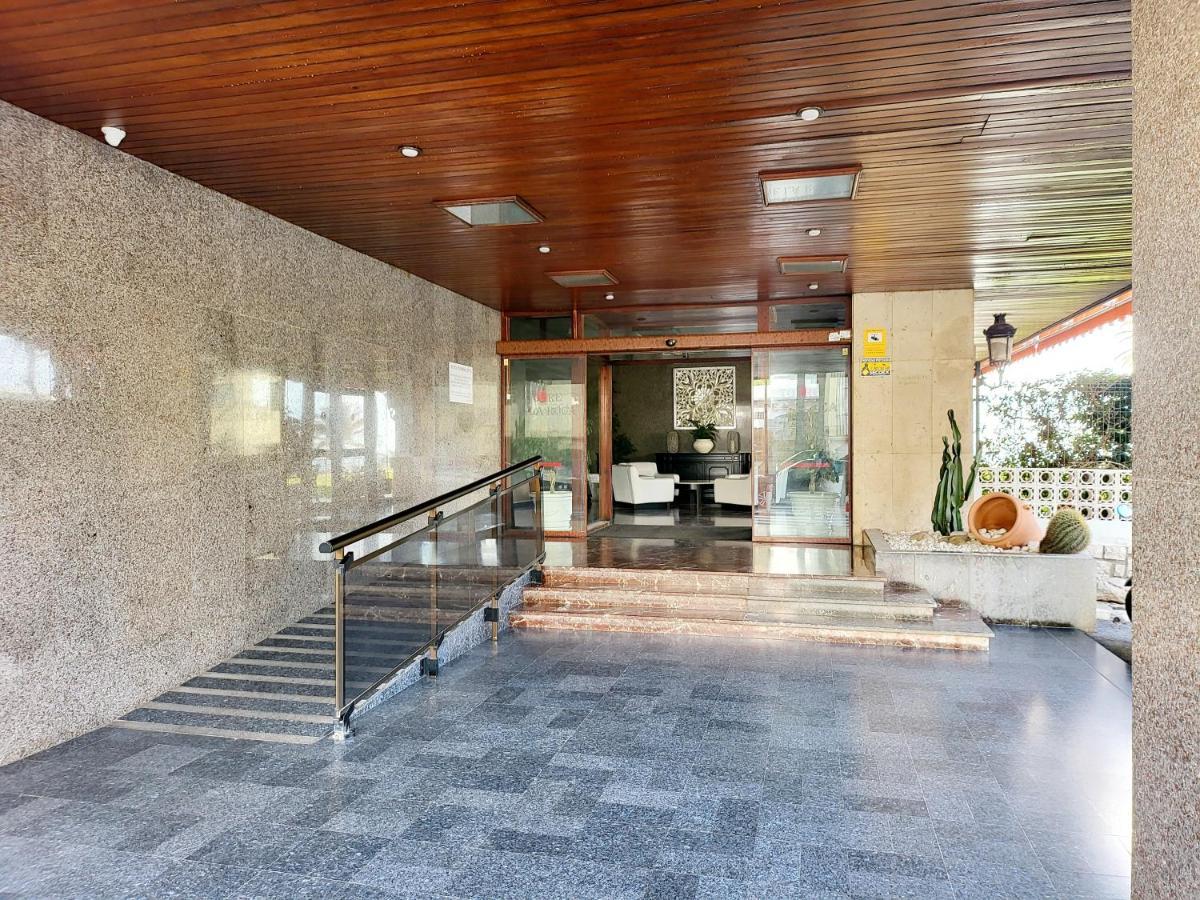 טורמולינוס Apartamento Torre De La Roca Actual מראה חיצוני תמונה